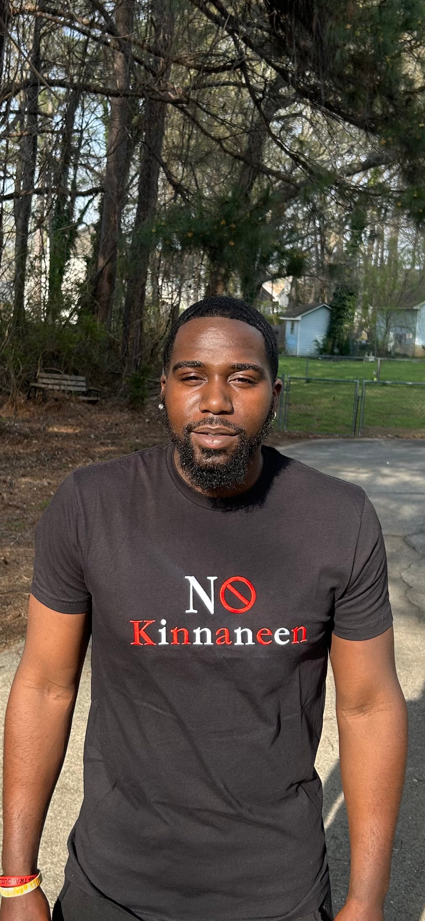 No Kinnaneen Exclusive T- Shirts